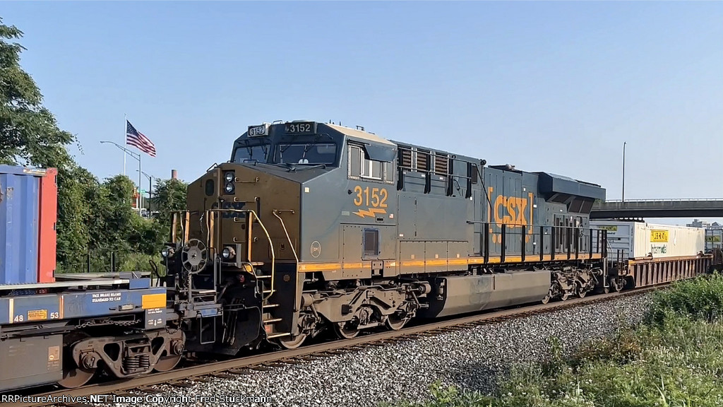 CSX 3152 is mid DPU.